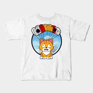 Silly orange cat has a broken parachute Kids T-Shirt